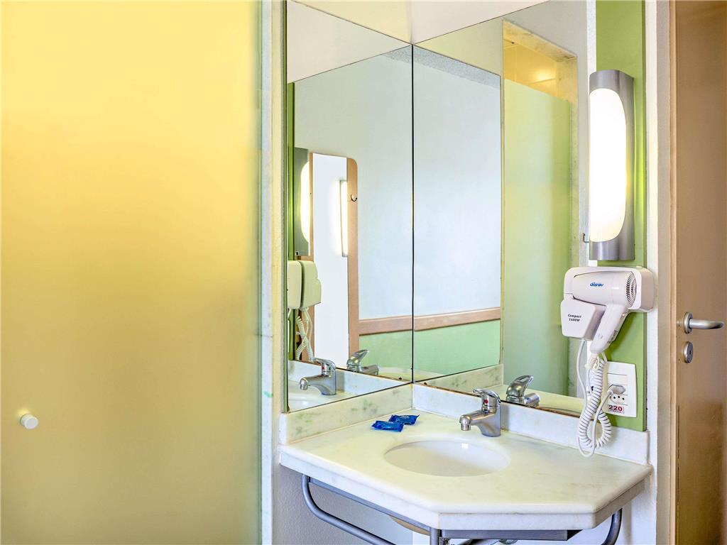 Ibis Budget Paraiso Hotel 2*